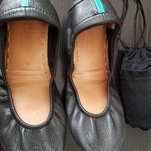 BLACK tieks by Gavrieli